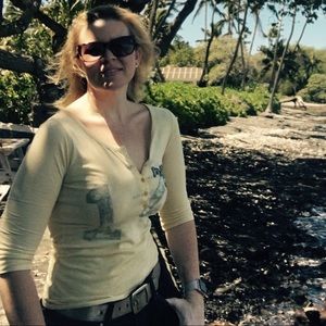 Meet your Posher, J lauren